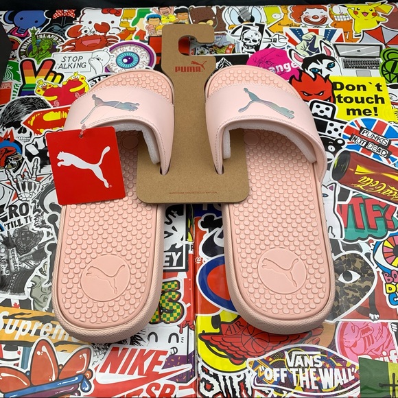 Puma Cool Cat Iridescent Logo Women’s Slides - Picture 8 of 9